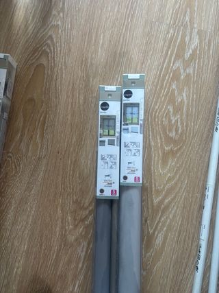 Barra Cortina Extensible RÄCKA Blanca