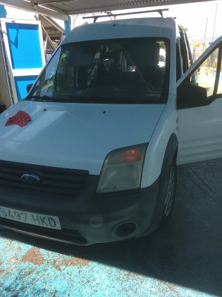 Ford E-Transit Courier 2012