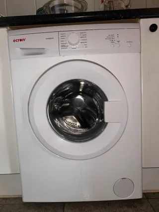 Lavadora Blanca Frontal 5 kilos