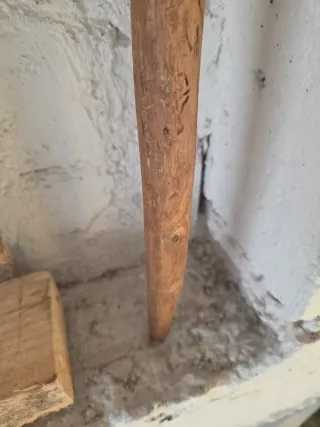Escoba antigua de coco