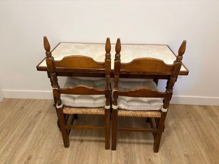 Mesa clásica de madera maciza 110x60cm