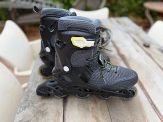 Patines en línea negros