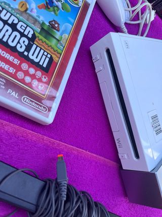 Lote Consola Nintendo Wii + Accesorios y Juegos