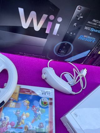 Lote Consola Nintendo Wii + Accesorios y Juegos