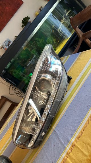 Pareja de faros originales Kia Cee'd (2012-2018)