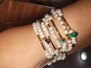 Pulseras Perlas Naturales y Dijes Cruz/Medalla