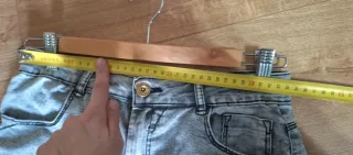 Pantalón corto Bershka gris elástico T.34