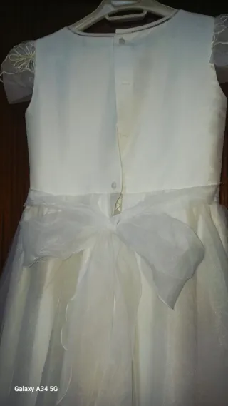 Traje de Comunión Niña Blanco Marfil. Regalo moña.
