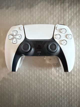 Consola Sony PS5 Slim 1TB + 2 Mandos