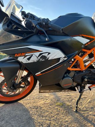 KTM RC 125 Impecable