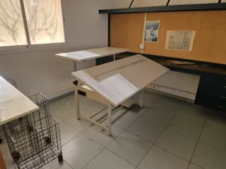 Tavolo da disegno inclinabile