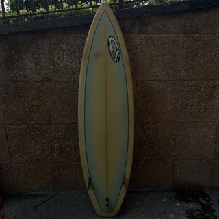 Tabla de surf Barny Shapes 6'10
