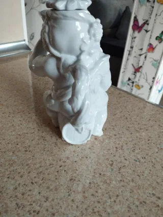 Jarra de porcelana blanca Altura 20cm