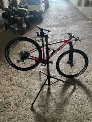 Bicicleta Felt Doctrine MTB
