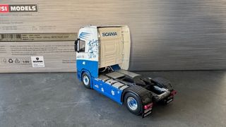 Replica in scala 1:50 del camion Scania S Highline di WSI Models
