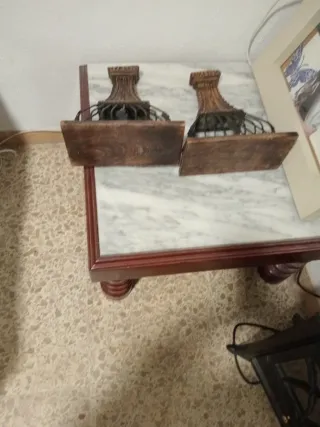 Estanterías de madera y metal (2 unidades)