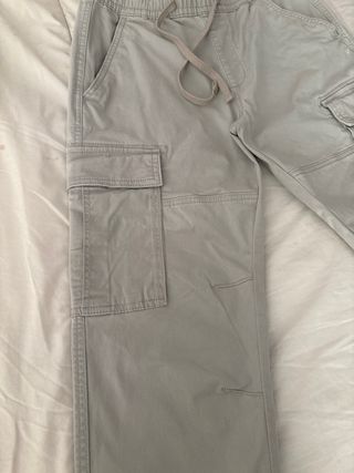 Pantalones cargo beige con cordón(XS) Pull&Bear