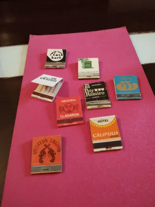 Lotto di 8 vecchie scatole di fiammiferi: Flash Back, Oasis, DYC