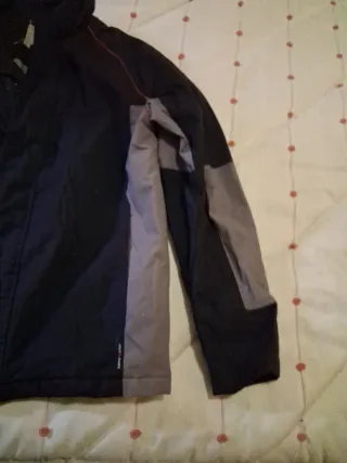 Chaqueta de moto negra y gris