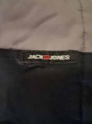 Chaqueta de moto negra y gris