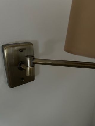 Lámpara de techo dorada para dormitorio