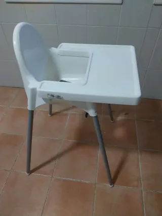 Trona Bebé Ikea Blanca con Bandeja