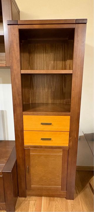 Muebles de salón madera y cristal. 335x 210x58cm