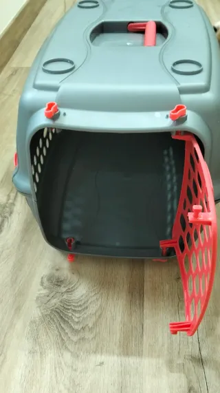 Transportín para mascotas gris y rojo