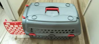 Transportín para mascotas gris y rojo
