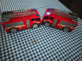2 Coches Bomberos Juguete