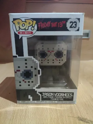 Funko Pop de Batman, Joker y Jason pixelado