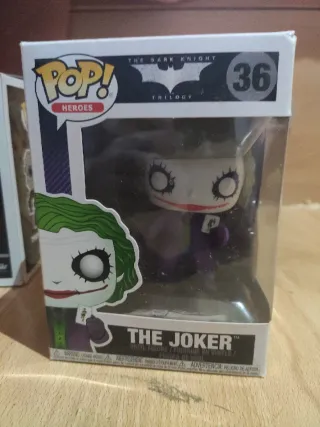 Funko Pop de Batman, Joker y Jason pixelado