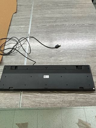 Teclado Dell Negro USB + Ratón sin cable marca Hp