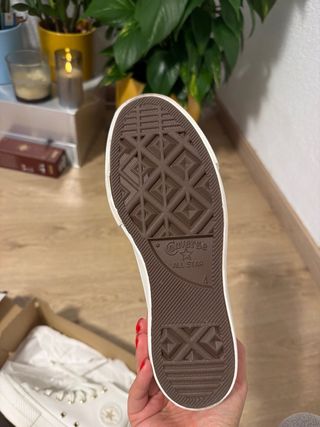 Converse Blancas Talla 36.5, 23 cm