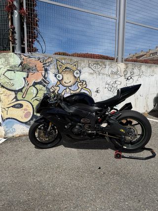 Kawasaki ZX6R Circuito Negra