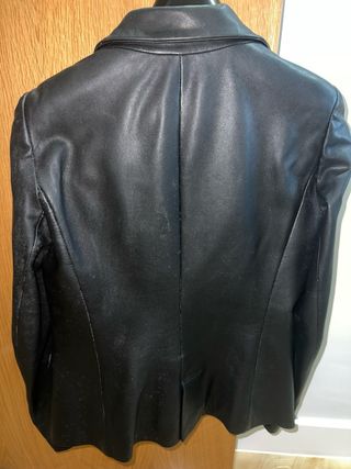 Americana Piel Zara Talla L Negra
