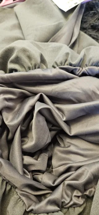 Vestido Zara corto sin mangas, abullonado gris