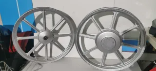 Llantas Vespino Plata