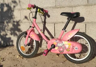 Bicicleta infantil  (con ruedines/casco regalo)