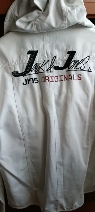 Chaqueta con capucha Jack & Jones Talla XL