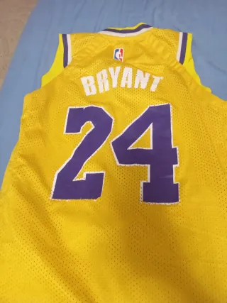 Conjunto Baloncesto Lakers talla S