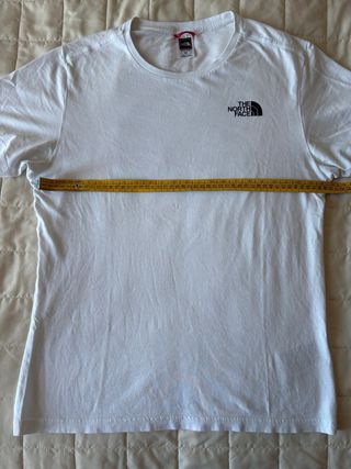 T-shirt The North Face bianca