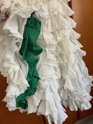 Vestido Flamenca Blanco con Volantes