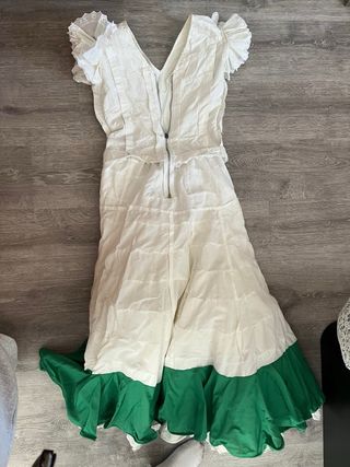 Vestido Flamenca Blanco con Volantes