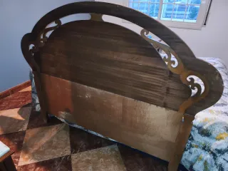 Cabecero 1.35 madera maciza tallada