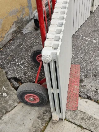 Vendo stock di 5 termosifoni in ottime condizioni