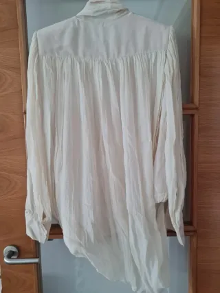 Blusa Zara Beige Talla Única