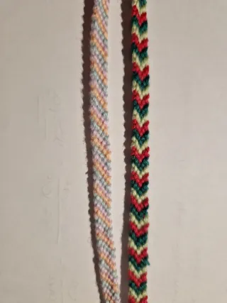 Pulseras de hilo hechas a mano