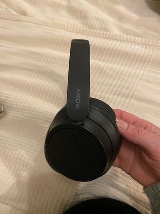 Auriculares Sony WH-CH720N Negros