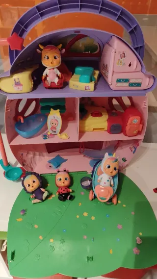 Casa Bebés Llorones y Muñecas